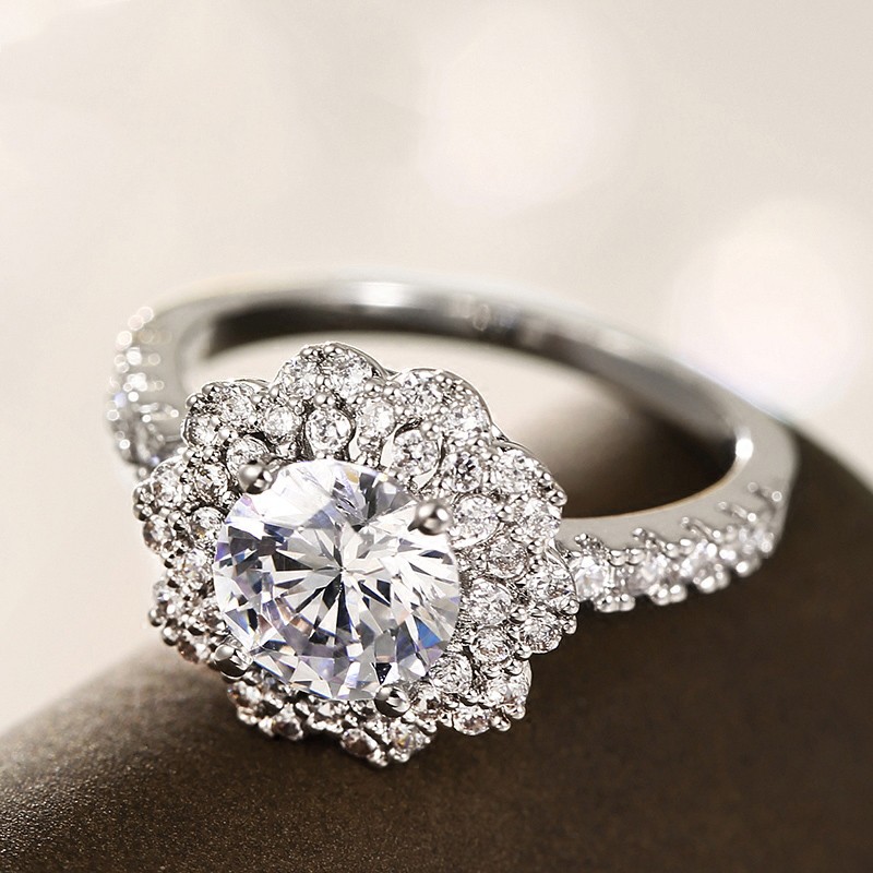 Elegant Luxury Silver Inlaid Shining Cubic Zirconia