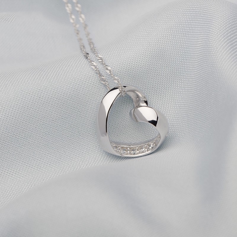Simple And Stylish 925 Sterling Silver Heart-Shaped Women's Necklace