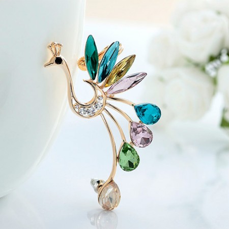 Elegant Women Lady Gold Plated Cat Crystal Rhinestone Ear Stud Earrings Jewelry 