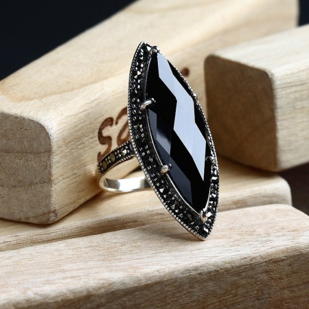 Personality Exaggerated Domineering 925 Sterling Silver Inlaid Black Onyx Ring