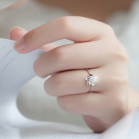 Gnzoe Fashion Jewelry Silver Plated Women Finger Rings Elegant Hollow Round Flower Shape Wedding Band CZ Zircon 